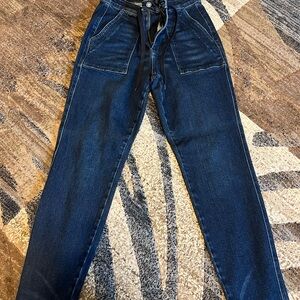 Judy Blue Blue Jeans - joggers with Straight Leg Fit and Zipper Fly